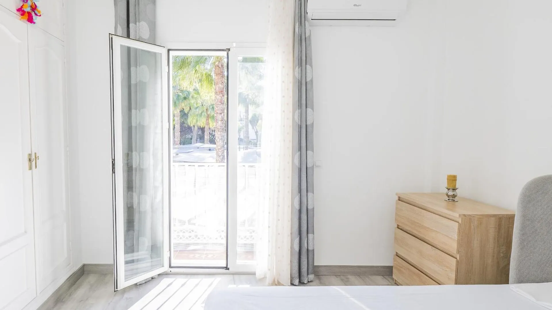Cubo'S Luna Town Center Apartment Alhaurin el Grande Spain