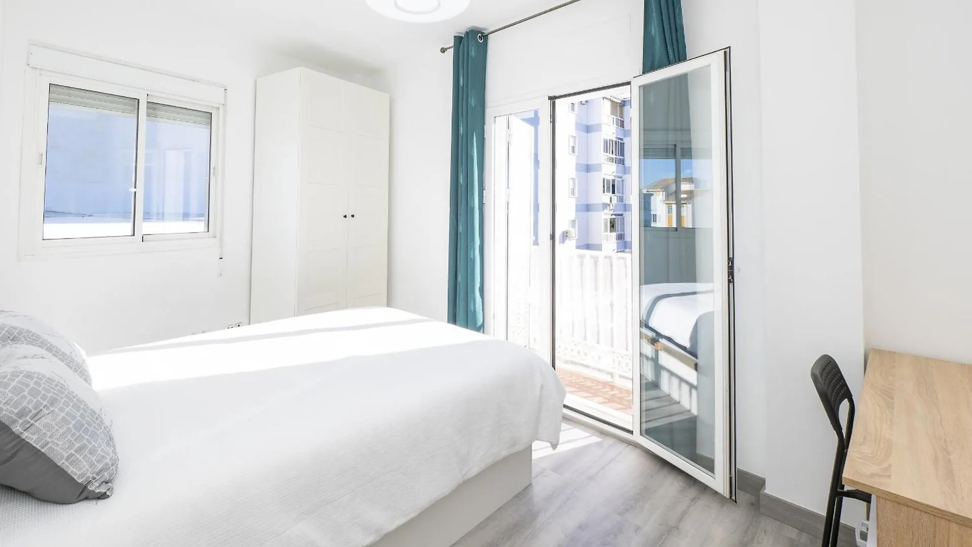 Cubo'S Luna Town Center Apartment Alhaurin el Grande Spain